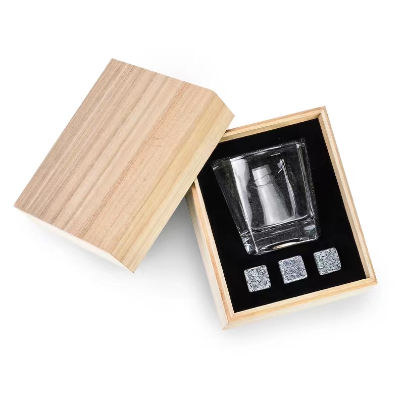 Coffret Cadeau Pierres à Whisky & Verre: 3 Pierres à Whisky Naturelles, 1 Verre en Cristal dans une Boîte en Bois Set de Cadeau en Gros de Glace